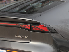 2022款 1.5T 运动版