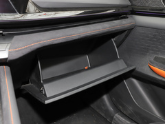 2022款 1.5T 运动版