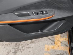 2022款 1.5T 运动版