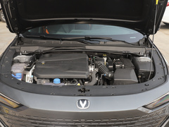2022款 1.5T 运动版