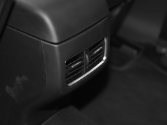2022款 2.0L 自动两驱智雅型