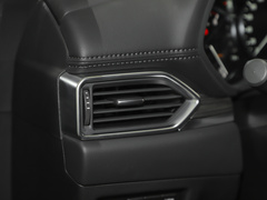 2022款 2.0L 自动两驱智雅型