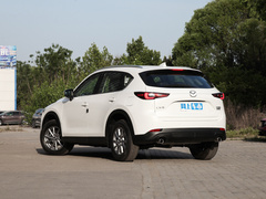 2022款 2.0L 自动两驱智雅型
