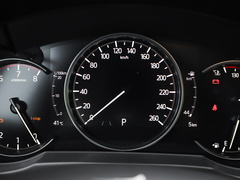 2022款 2.5L 自动两驱智尊型