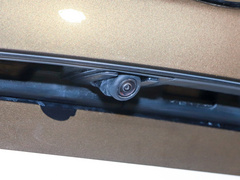 2022款 2.5L 自动四驱尊耀型