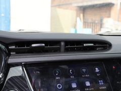 2022款 2.0T 六座四驱豪华型标准版