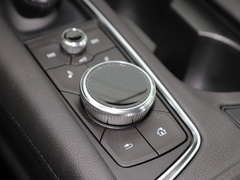 2022款 2.0T 六座四驱豪华型标准版