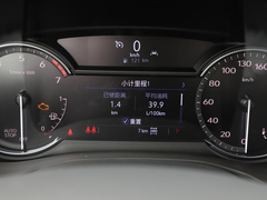 2022款 2.0T 六座四驱豪华型标准版