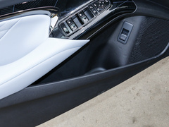 2022款 550km 标准续航后驱版精英型