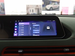 2022款 400km标准续航 尊贵型 三元锂