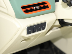 2022款 400km标准续航 尊贵型 三元锂