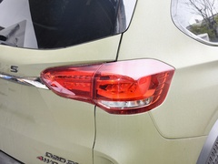 2022款 2.0T 柴油四驱亚马逊版 5座