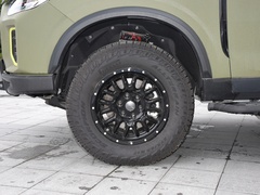 2022款 2.0T 柴油四驱亚马逊版 5座