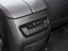 2022款 2.0T 柴油四驱亚马逊版 5座