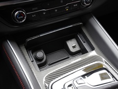 2022款 2.0T 柴油四驱亚马逊版 5座