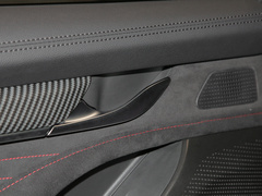 2022款 2.0T 柴油四驱亚马逊版 7座