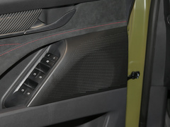 2022款 2.0T 柴油四驱亚马逊版 7座