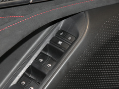 2022款 2.0T 柴油四驱亚马逊版 7座