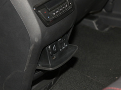 2022款 2.0T 柴油四驱亚马逊版 7座