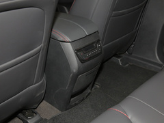 2022款 2.0T 柴油四驱亚马逊版 7座
