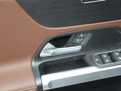 2022款 GLB 220 4MATIC 