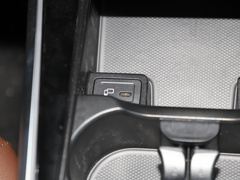 2022款 GLB 220 4MATIC 