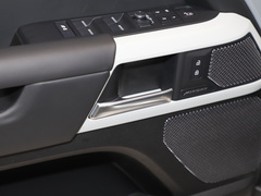 2023款 110 3.0T P400 X-DYNAMIC HSE
