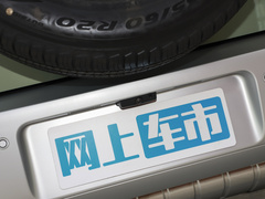 2023款 110 V8