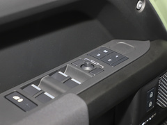 2023款 110 V8