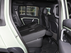 2023款 110 V8