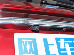 2022款 1.5T 蓝鲸自动红版