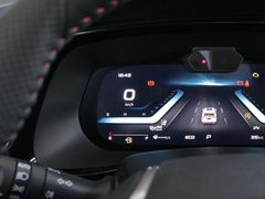 2022款 1.5T 蓝鲸自动红版