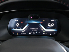 2022款 1.5T 蓝鲸自动红版