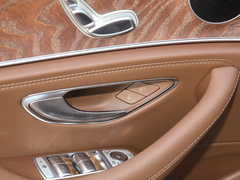 2022款 改款 E 260 L 4MATIC 运动轿车 