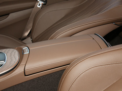 2022款 改款 E 260 L 4MATIC 运动轿车 