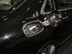 2022款 二次改款 E 300 L 时尚型 运动轿车 