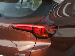 2022款 332T CVT两驱豪华型