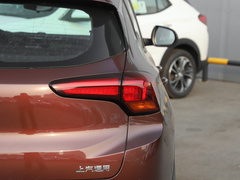 2022款 332T CVT两驱豪华型