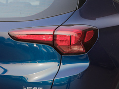 2022款 332T CVT两驱豪华型