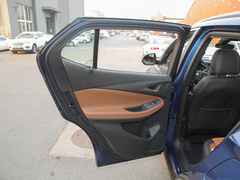 2022款 332T CVT两驱豪华型
