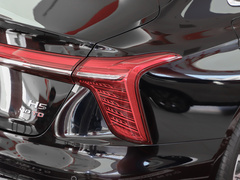 2023款 2.0T 自动智联旗享版