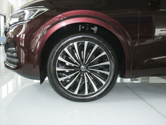 2022款 380TSI 尊贵版