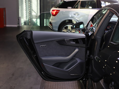 2022款 RS 5 2.9T Sportback 暗金版