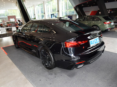 2022款 RS 5 2.9T Sportback 黑曜版