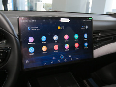 2022款 550km 标准续航后驱版尊贵型