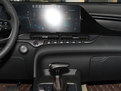2022款 1.5T 自动飞跃款