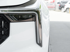 2022款 1.5T 自动超跃款