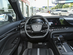 2022款 1.5T 自动卓跃款
