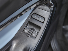 2022款 改款 甜粉款 半糖版 三元锂 30kW 301km
免税
