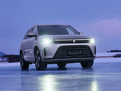 2022款 1.5T 增程式 两驱舒适版